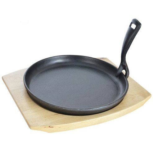 pánev d22cm litina+prkénko 27x23cm dřevo