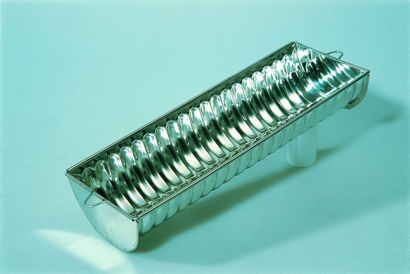 forma 26cm, srn.hřbet, 123/26, pocín